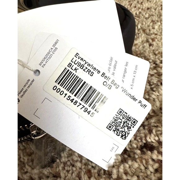 Lululemon Quilted Belt Bag 1L Black Shiny Nylon Crossbody – New With Tags - Picture 9 of 9